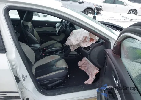 2015 Dodge Dart Sxt z USA, uszkodzony, nr VIN 1C3CDFBB8FD237635